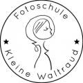 2015 logo-fotoschule-kleine-waltraud transparent.png