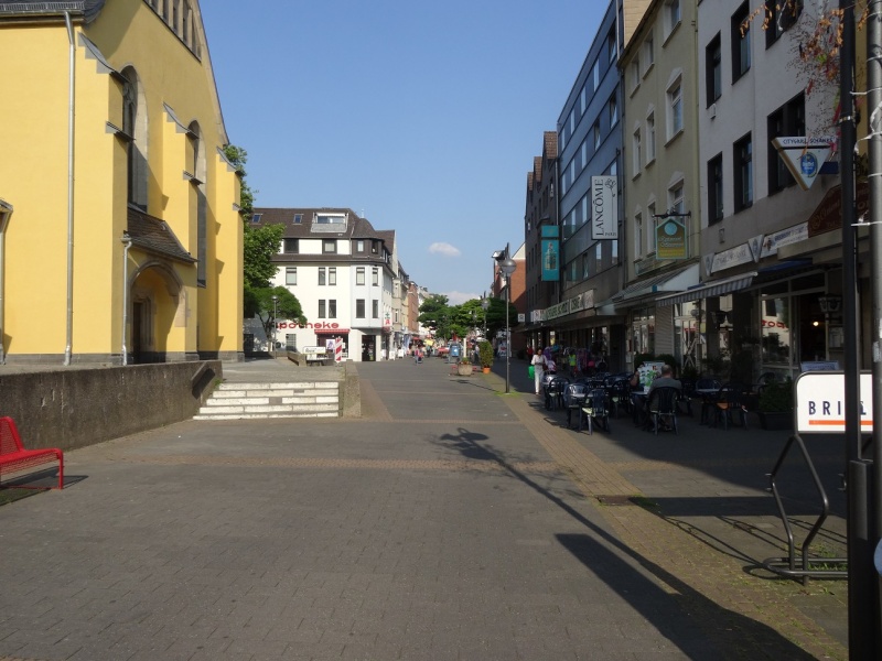 Datei:Bahnhofstrasse porz.jpg